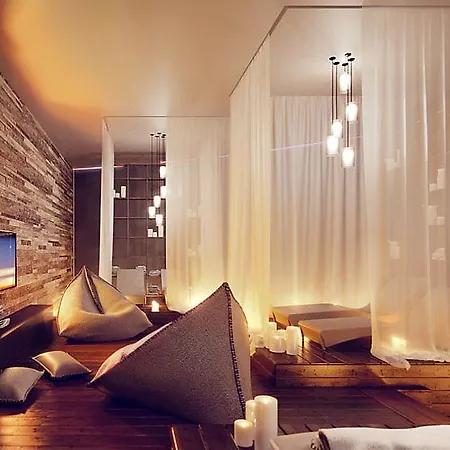 Sleeps 6 Pool Wifi T030118 شقة *